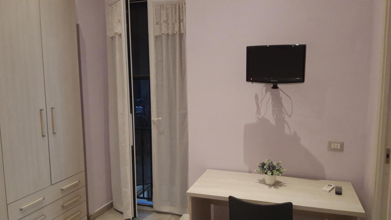 Appartamento La Dimora Di Dora Napoli Esterno foto