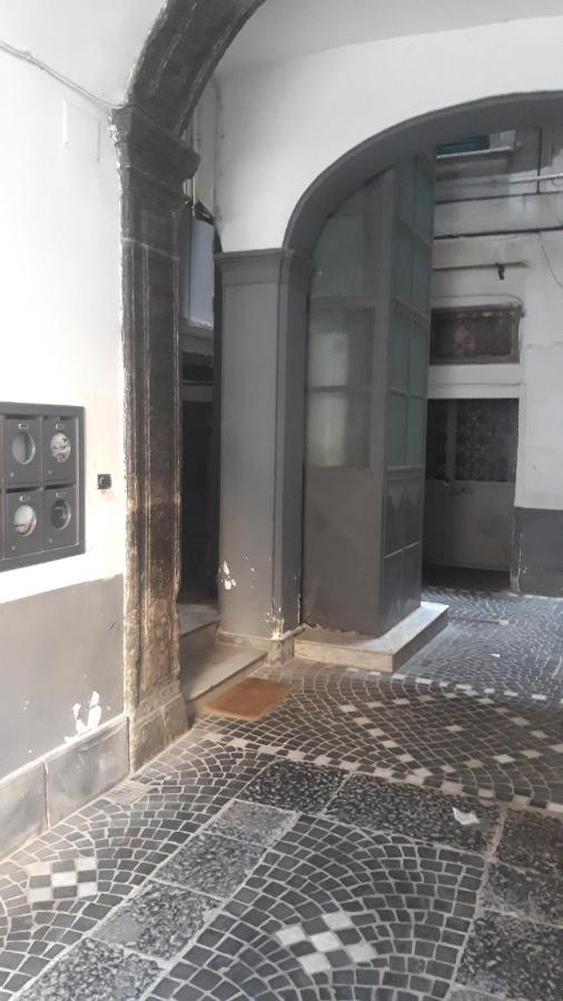 Appartamento La Dimora Di Dora Napoli Esterno foto
