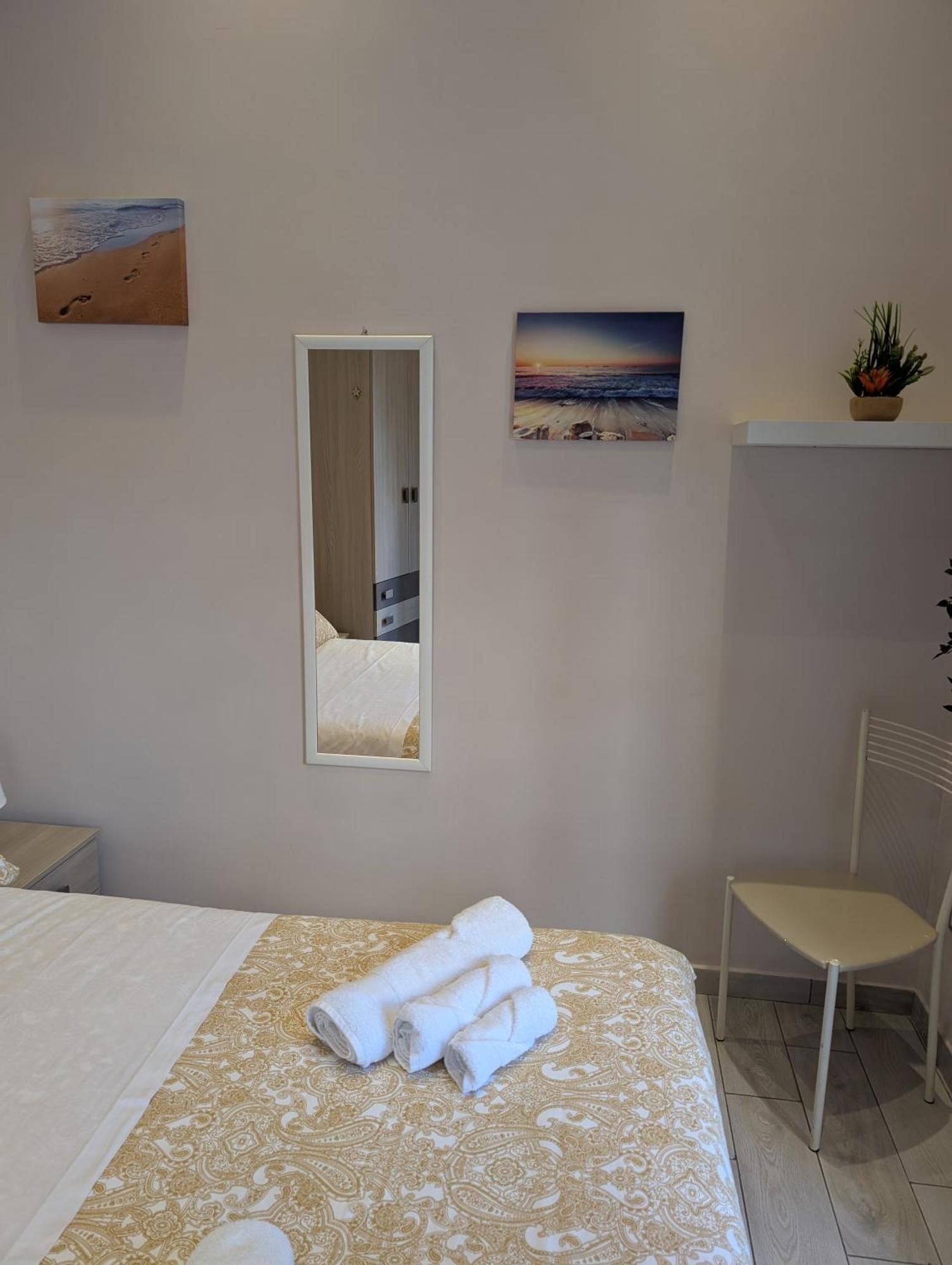 Appartamento La Dimora Di Dora Napoli Camera foto